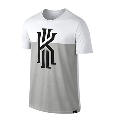 Camiseta Kyrie Logo (101/weiß/Nachtsilber)