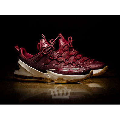 Lebron XIII Low "Cavs" (610/team red/sail/black)