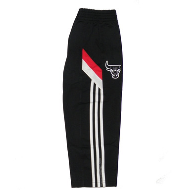 Adidas Young NBA Bulls Winter Hoops Hose (schwarz/rot/weiß)