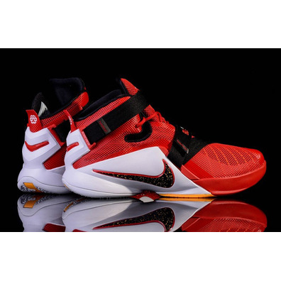 Nike Zoom LeBron Soldier 9 "Darius Adams " (606/Universität rot/schwarz/weiß)