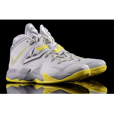 Lebron Zoom Soldier VII "Pure Platinum" (001/Platin/gelb)