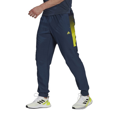 Adidas Entworfen 2 Bewegung aktiviert Tech Aeroready Pant