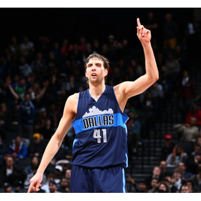 Adidas Camiseta Réplica Dirt Nowitzki Dallas Mavericks (Navy/gris)