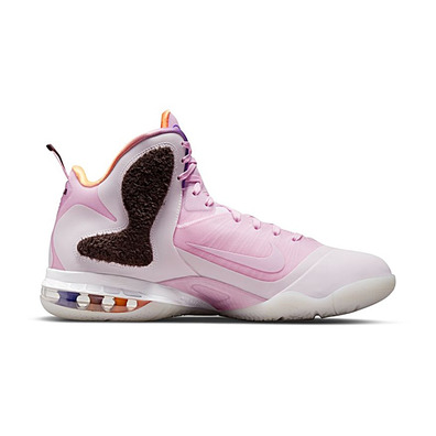 LeBron IX „Regal Pink“