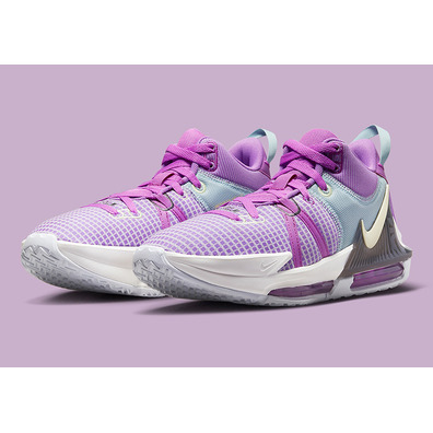 LeBron Witness 7 "Fuchsia Dream"