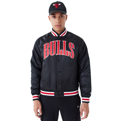 Neue Era NBA Chicago Bulls Applique Satin Bomber Jacke