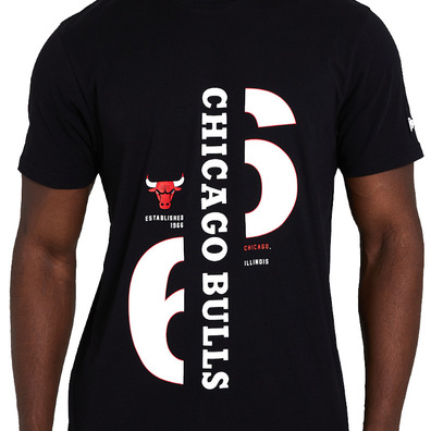 Neue Era NBA Chicago Bulls gegründetes grafisches T-Shirt