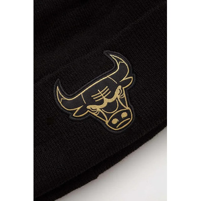 Neu Era NBA Chicago Bulls Metallic Beanie der Abzeichen