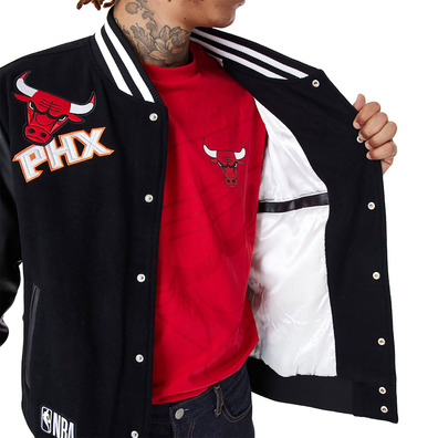 Neu Era NBA Team All Over Badge Varsity Jacke