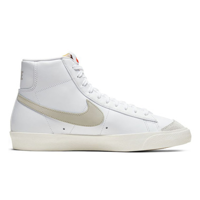 Nike Blazer Mid \\'77 Vintage