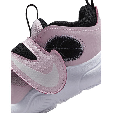 Nike Team Hustle D 11 "Pink"