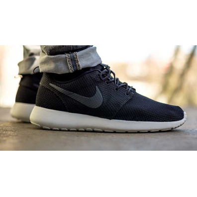 Nike Roshe One " Black Tux" (010/negro/blanco)