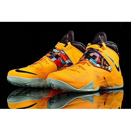 Lebron Zoom Soldier VII "Buff" (800/amarillo/negro/gris/azul)