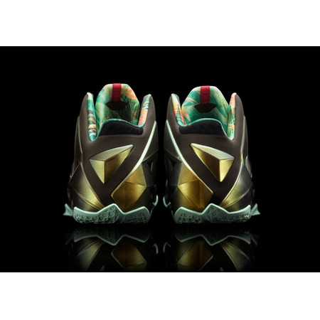 Lebron XI "King Pride" (700/verde/oro/negro)