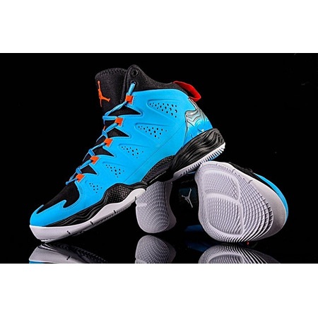 Jordan Melo M10 "Powder Blue" (407/celeste/blanco/naranja)