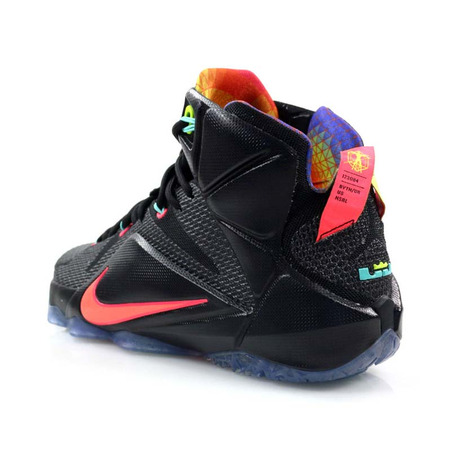 Lebron XII "Daten" (068/negro/crimson)