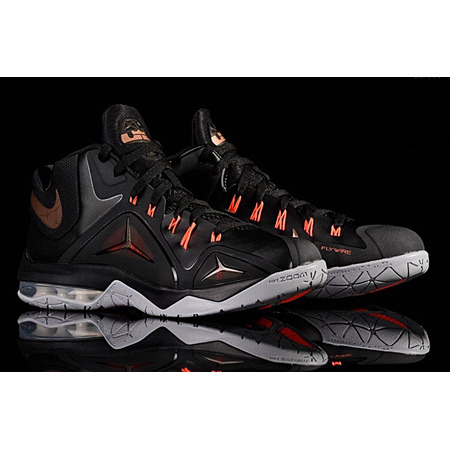 Lebron Botschafter VII "Goldnacht" (098/negro/dorado/crimson)