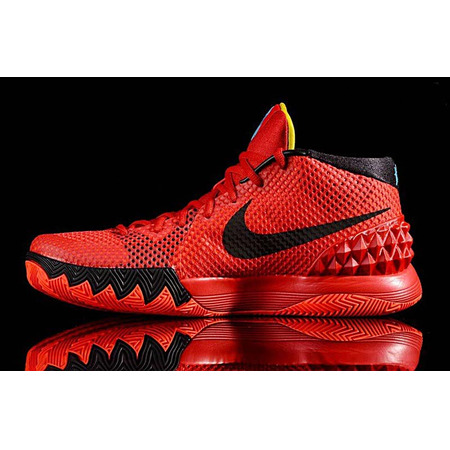 Kyrie 1 "Tiger" (606/carmesi/rojo Universität/schwarz)