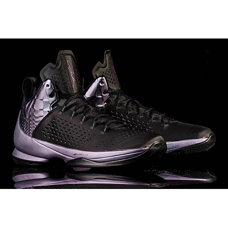 Jordan Melo 11 "Berry" (028/negro/dm berry/antracita)