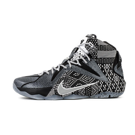 Lebron XII "BHM" Black History Month (001/negro/grismetálico/blanco)