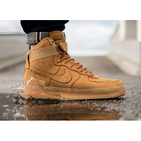 Air Force 1 High ́07 LV8 "Wheat" (200/flax/flax/outdoor green)