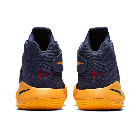 Kyrie 2 "Cavs" (447/ Marine/gelb)