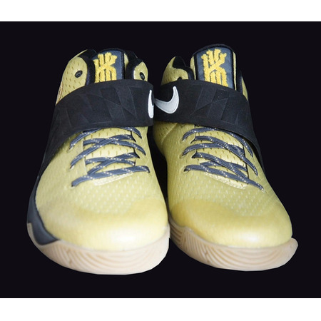 Kyrie 2 AS (GS) "All Star" (307/ Sellerie/schwarz)