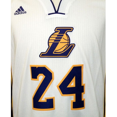 Pressemitteilungen Intl XMas Swingman #24# Kobe Bryant