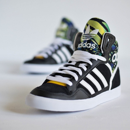 Original Adidas Extaball (schwarz/weiß/multicolor)