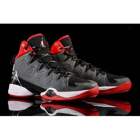 Jordan Melo M10 "Bulls Edition" (002/antracita/rojo/blanco)