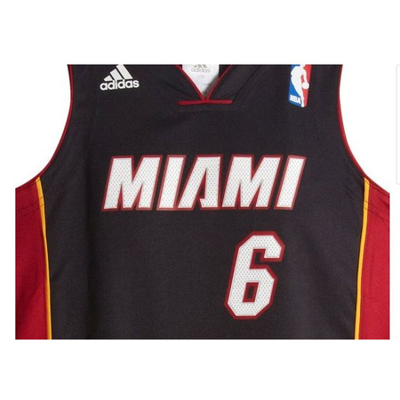 Pack Lebron James Miami Child (schwarz/rot)