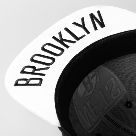 Adidas NBA Gorra Brooklyn Netze (negro/blanco)