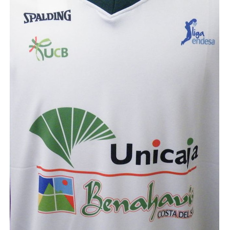 Unicaja Málaga ACB 2a Equipación 2014/15 (blanco/verde/morado)