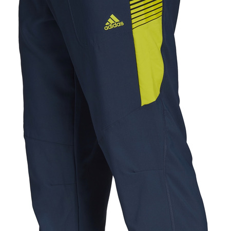 Adidas Entworfen 2 Bewegung aktiviert Tech Aeroready Pant