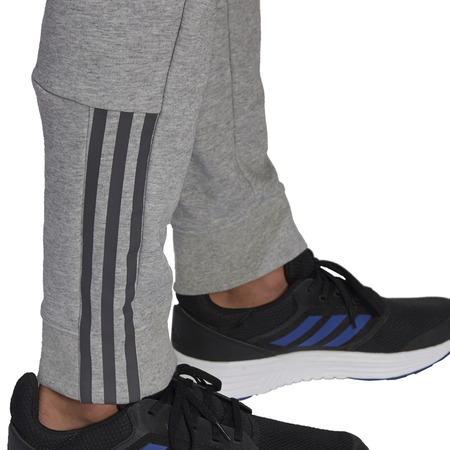 Adidas Essentials Doppelzimmer Knit Pant