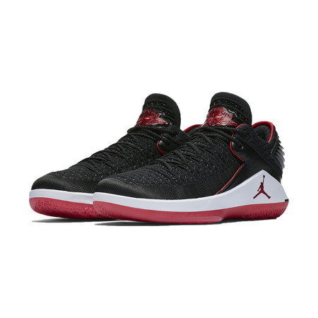 Air Jordan XXXII Low "Bred"