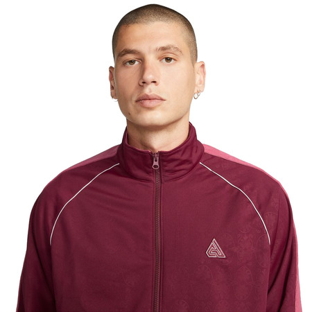 Giannis Nike Basketball Leichte Jacke "Dark Beetroot"