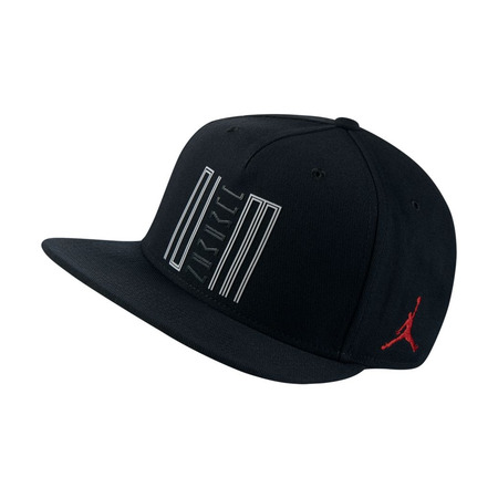 Jordan AJ 11 Low Hat (010/black/gym rot/weiß)