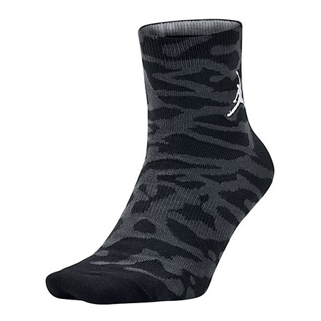 Jordan Elephant Quarter Socks (010)