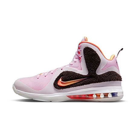 LeBron IX „Regal Pink“