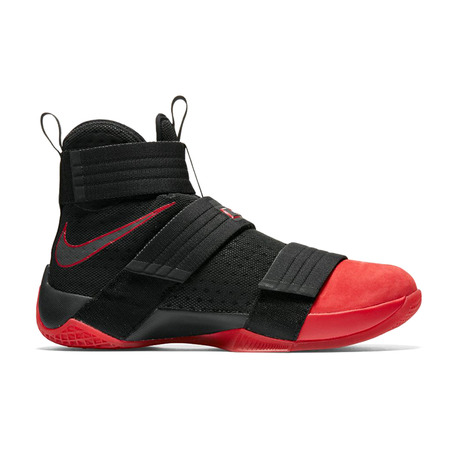 LeBron Soldier 10 SFG "Bulls" (060/schwarz/rot/schwarz)