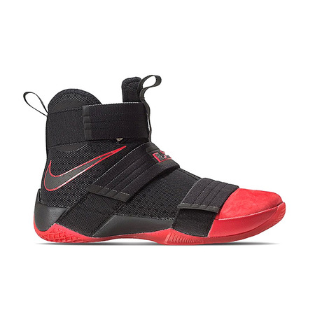 LeBron Soldier 10 SFG "Bulls" (060/schwarz/rot/schwarz)