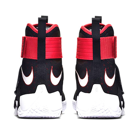 LeBron Soldier 10 SFG (GS) "Bred" (016/black/white/university red)