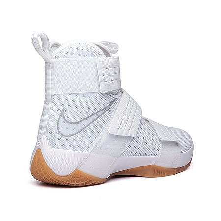 LeBron Soldier 10 SFG "Steed" (101/weiß/metallic silver/white)