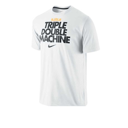 LeBron "Triple Double Machine" (010/schwarz)