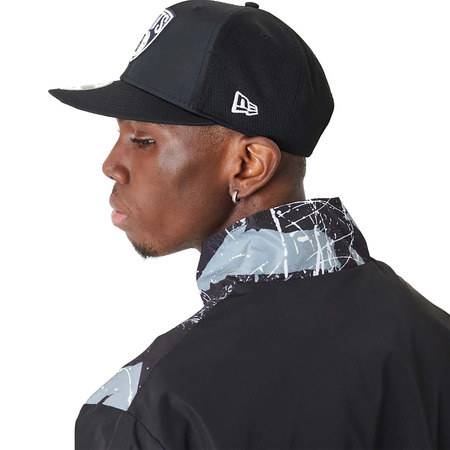 Neue Era NBA Brooklyn Netze AOP Panel Track Jacket