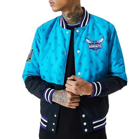 Neue Era NBA Charlotte Hornets Bomberjacke