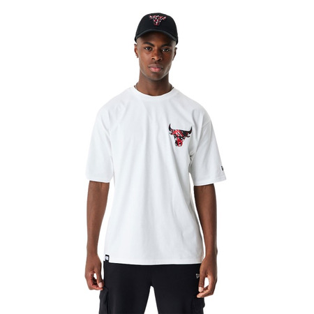 Neu Era NBA Chicago Bulls Large Infill Oversized T-Shirt