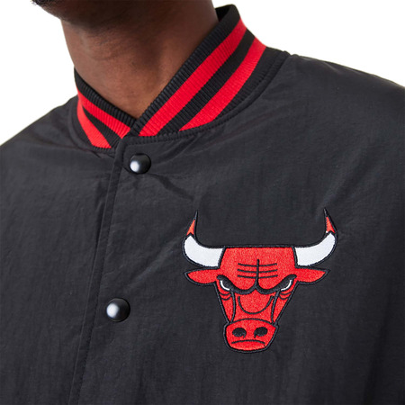 Neue Era NBA Chicago Bulls NBA Script Bomberjacke