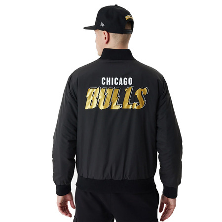 Neue Era NBA Chicago Bulls Team Script Bomber Jacke